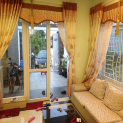 Cho thuê nhà 3 tầng 02/Kiệt 18 Hoàng Quốc Việt (Trường Chinh) Huế