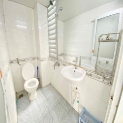 STUDIO BAN CÔNG NGẬP NẮNG – ĐƯỜNG TRƯỜNG SƠN