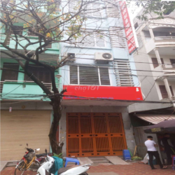 Cho thuê nhà phân lô phố Trần Quốc Hoàn -  60m2 x 5 tầng,  25 triệu/th