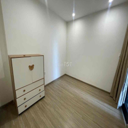 CHO THUÊ 2PN 2WC VIEW HỒ BƠI HƯỚNG MÁT S702 VINHOMES GRAN PARK