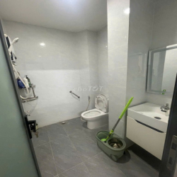 Nhà nguyên căn, 5m ra mặt tiền Bà Hạt tiện kinh doanh Online