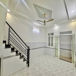 Chính chủ cho thuê nhà nguyên căn Tân Bình 100m2 sử dụng 11,9 tr/thg