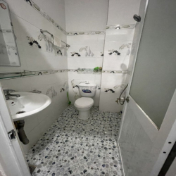 Cho thuê nhà riêng 1 trệt, 2 lầu, sân thượng, Nhơn Đức, Nhà Bè, HCM