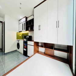 Ngay cầu Trịnh Văn Bô đi bộ ra Fpt Poly - phòng siêu đẹp giá tốt