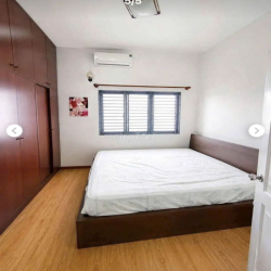 Chung cư Phú Thọ Ngay Vòng Xoay Lê Đại Hành- 70m2- 2pn