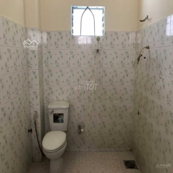 CHO THUÊ NHÀ 2 TẦNG P PHÚ HỮU QUẬN 9 100M2 2PN 8TR