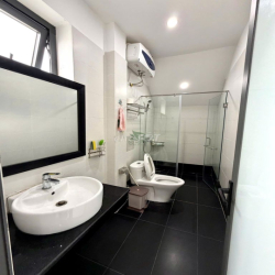 CHO THUÊ CĂN HỘ 1 PHÒNG NGỦ FULL NỘI THẤT Ở ĐƯỜNG TRẦN QUANG KHẢI
