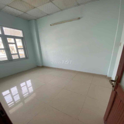 cho thuê nhà MT HXT Thông KD Lê dức thọ P15.GV Giá 12tr Tháng