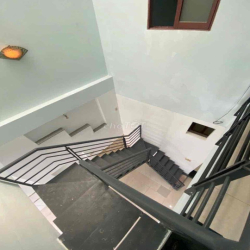 cho thuê nhà MT HXT Thông KD Lê dức thọ P15.GV Giá 12tr Tháng