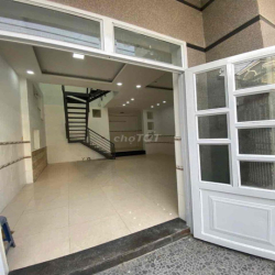 cho thuê nhà MT HXT Thông KD Lê dức thọ P15.GV Giá 12tr Tháng