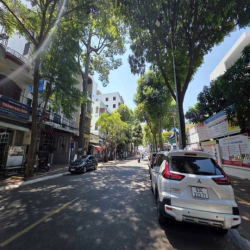  TÒA NHÀ 7 TẦNG KINH DOANH KHÁCH SẠN VÀ CĂN HỘ TT VŨNG TÀU - GIÁ 41 TỶ