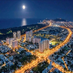 Cho Thuê Góc 2 Mặt Tiền Vịp - Nguyễn Hữu Cảnh