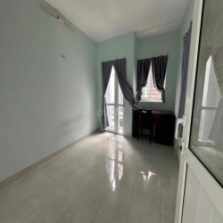 NNC 1 trệt 2 lầu 1 sân thượng ở Lê Văn Duyệt 2PN 3wc gần Q1