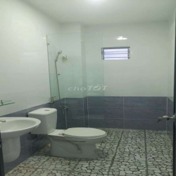 cho thuê nhà 4x20m 1lầu 3pn y hình HXT ngay trường Lê Lai Tây thạnh 