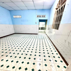 CHO THUÊ NHÀ MẶT TIỀN ĐƯỜNG 10, LINH XUÂN HCM