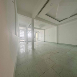 Cho thuê tầng 2 mặt tiền đường Lê Đức Thọ