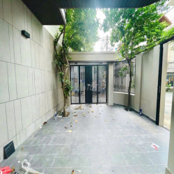 CHO THUÊ NHÀ HXH 2MT ĐƯỜNG 3/2, Q10 DT 4,8x20m trệt 3 lầu giá 50tr