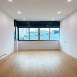 Cho thuê nhà riêng phố Lạc Nghiệp - 25m2 - 2 ngủ