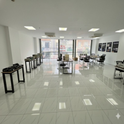 (Giá sốc) VP 90m2 - View full kính - Khu sân bay Tân Sơn Nhất.