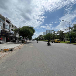 Đất khu tên lửa 10x20m đoạn tên lửa và số 7 . cho thuê 30trieu/th