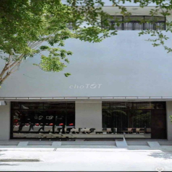 Cho Thuê toà nhà 3 tầng làm Văn Phòng hoặc MBKD MT đường 10,5m sát 2/9