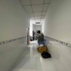 Cho thuê nhà trệt nguyên căn 4x16m 2phòng 1máy lạnh Nguyễn Thông