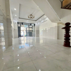 Nhà đường MÃ LÒ [4X11, 3 lầu, 3pn, 3toilet] 11tr/tháng