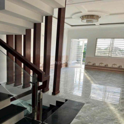 CHO THUÊ NHÀ PHỐ LIỀN KỀ ĐẸP MỚI