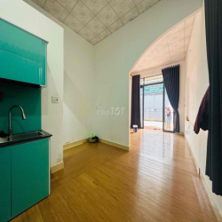 cho thuê nhà hẽm 102 Nguyễn Tât Thành thông Đinh Núp