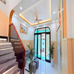 CHO THUÊ NHÀ NGUYÊN CĂN GÓC 2MT HẬU GIANG, QUẬN 6
