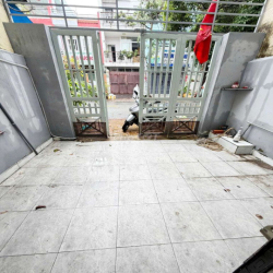 Nhà thuê Mặt Tiền Trần Thủ Độ. Quận Tân Phú (3pn, 2wc). Dtsd 160m2