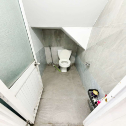 Nhà thuê Mặt Tiền Trần Thủ Độ. Quận Tân Phú (3pn, 2wc). Dtsd 160m2