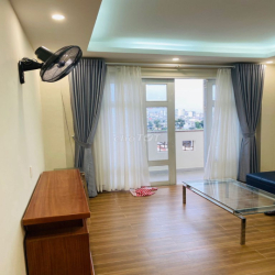 Cho thuê Penhouse 195 m2 Cantral Plaza Phạm Văn Hai