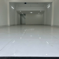 Cho Thuê Mặt Tiền 224 Võ Văn Ngân Thủ Đức 8 Phòng, 4WC, 322m2 Nền