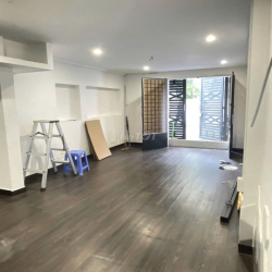 Cho thuê nhà hẻm xe hơi 245 Hoàng Văn Thụ, Tân Bình