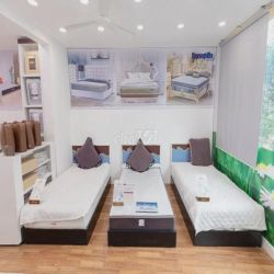 Mặt phố Nguyễn Khang rộng 70m xây 3 tầng mặt tiền5m kinh doanh đắc địa