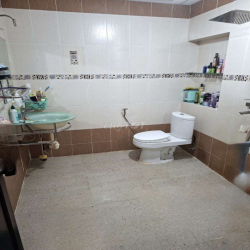 Cho thuê nhà dài hạn;hướng đông;9x25=225m2,kvBình Lợi-Phạm Văn Đồng.