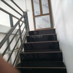 Phạm Văn Chiêu 4x8m,2L,4pn, giá 8tr/tháng 