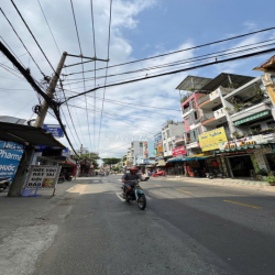 Cho thuê nhà mặt tiền Văn Cao, 4x17m, Nhà 2 lầu, Giá 22 triệu