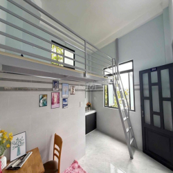 CHO THUÊ PHÒNG CÓ GÁC MỚI XÂY 100% - CỬA SỔ THOÁNG NGAY LÊ TRỌNG TẤN