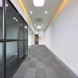 CHO THUÊ VĂN PHÒNG RỘNG, căn góc view thoáng, 56m2 có ngăn phòng họp