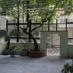 Nhà ngõ 234 Hoàng Quốc Việt - DT 100m2 x 5 tầng nhà đẹp đg 10m để ô tô
