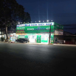 Cho thuê nhà mặt tiền đường cách mạng tháng 8
