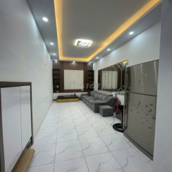 Cho thuê nhag ngõ 295 Bạch Mai - 50m2 - 3 tầng