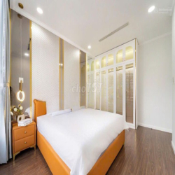 Cho thuê 3PN 115 m2 Vinhomes Central Park