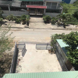 cho thuê nhà mặt tiền , P16, Q8. dt: 5x30m, 3 tầng, giá 16 triệu