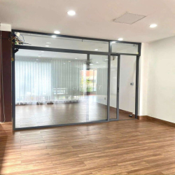 Mặt bằng làm văn phòng DT 7x20m Phú Thuận 