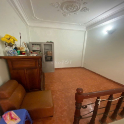 Cho thuê nhà ngõ phố Khương Đình gần Ngã Tư Sở, TX - 12.5 triệu/tháng