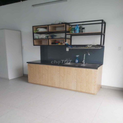 Cho Thuê Phòng cách Khu công nghệ cao 5 phút