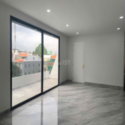 🚨 NHÀ MỚI 650M2 – NGANG 10M – NGAY LÊ VĂN VIỆT 🚨